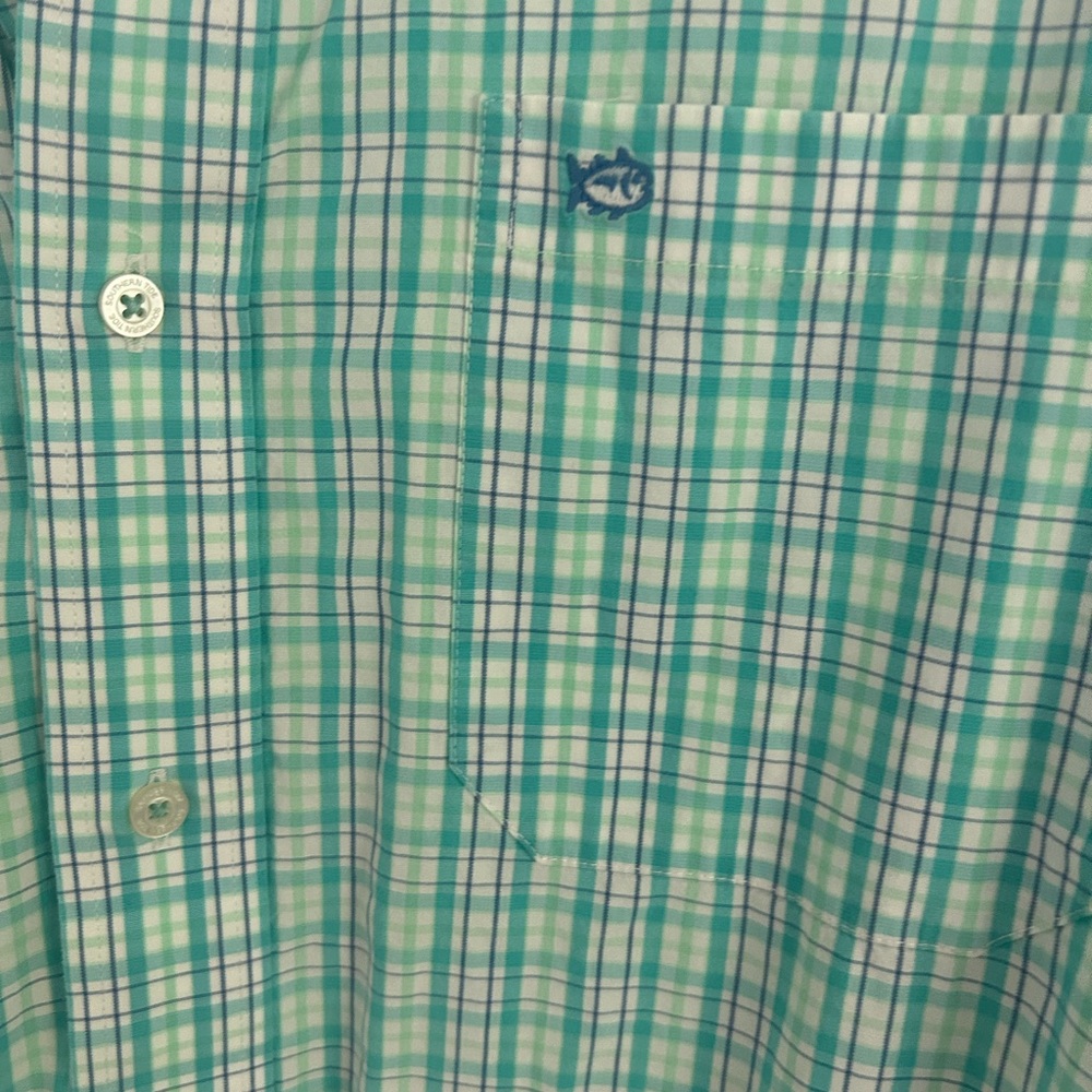 Southern Tide button down size M